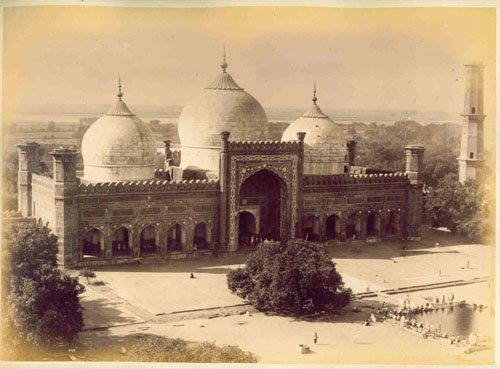 Badshahi_Mosque_in_1880s