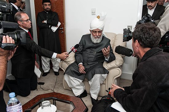 Baitul Futuh Mosque, Hazrat Mirza Masroor