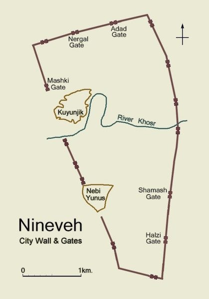 Above is a simpli ed plan of ancient Nineveh, showing the city wall and the location of its gateways. (Accessed via Wiki Commons)