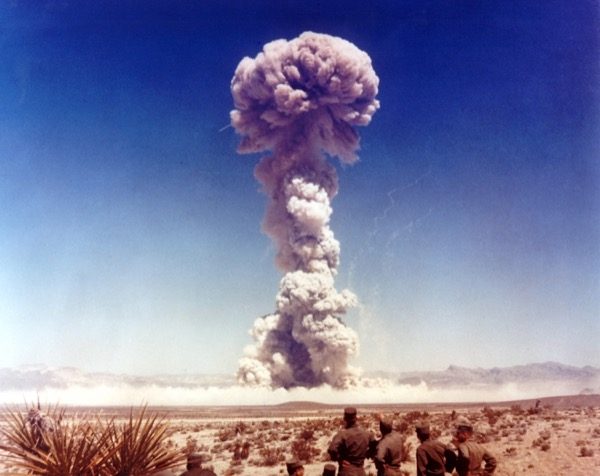 This photo shows the power of a 21 kiloton atomic test. With nuclear weapons so readily available, we are living in a time where a world war can erupt at any moment—and the e ects will be substantially greater than any previous war. © Everett Historical | Shutterstock