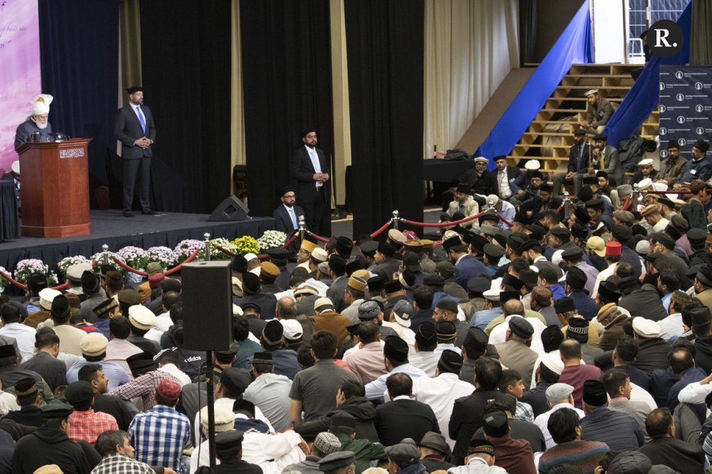 Holland's Concluding Address - Crowed