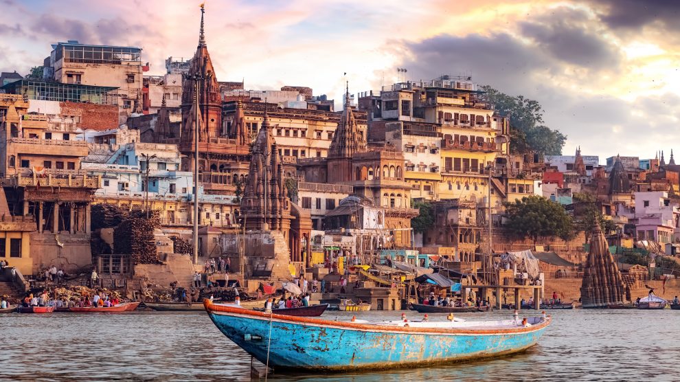 Image showing the many temples on the banks of the city of Varanasi.