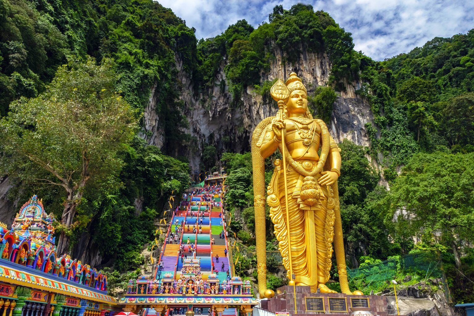 places-of-worship-batu-caves-the-review-of-religions