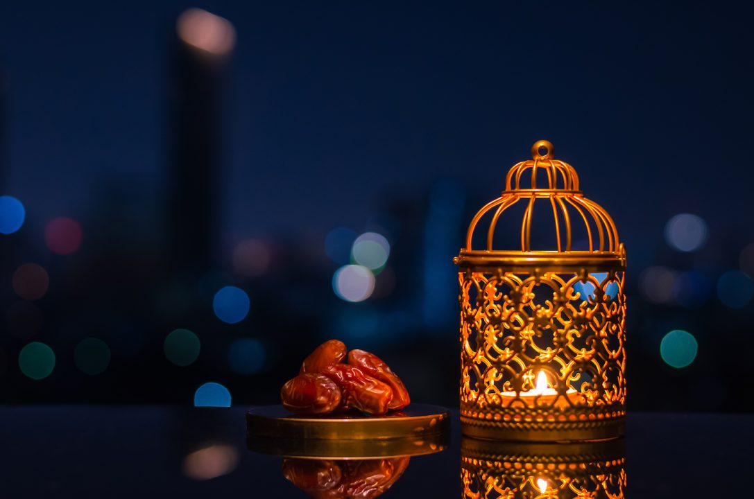 Suhoor' & 'Iftar' – When Do Muslims Begin and Break the Fast During Ramadan?  | The Review of Religions