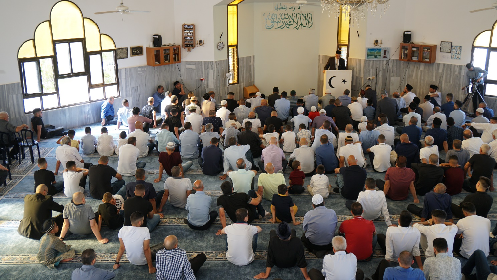 Eid prayers and sermon being offered in Kababir.