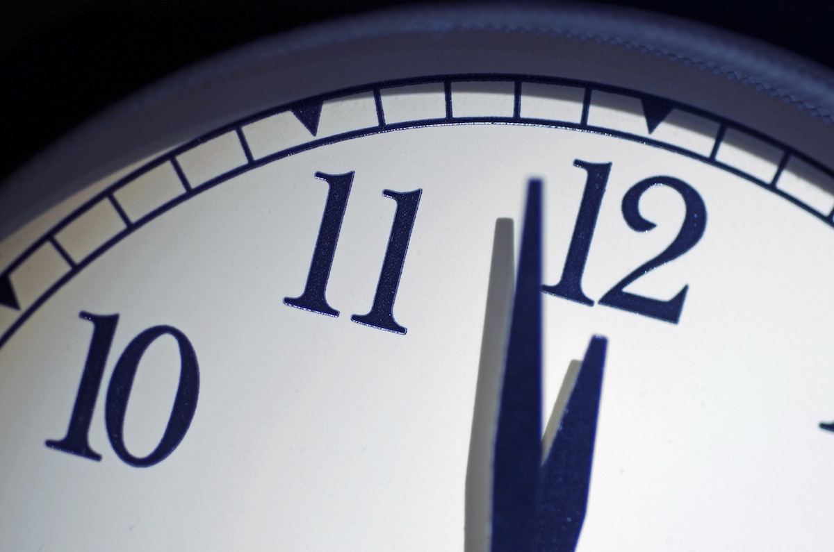 php time midnight