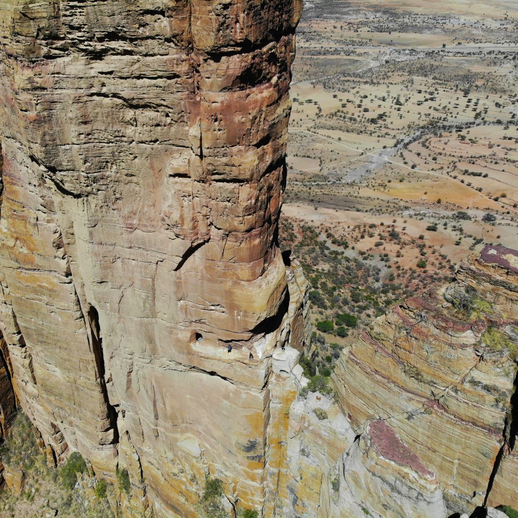 AbumaYemata Entrance
