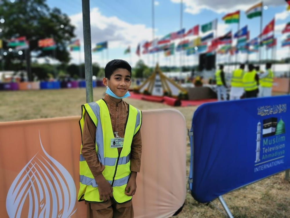 People of Jalsa: Setting the Stage, for Flags?